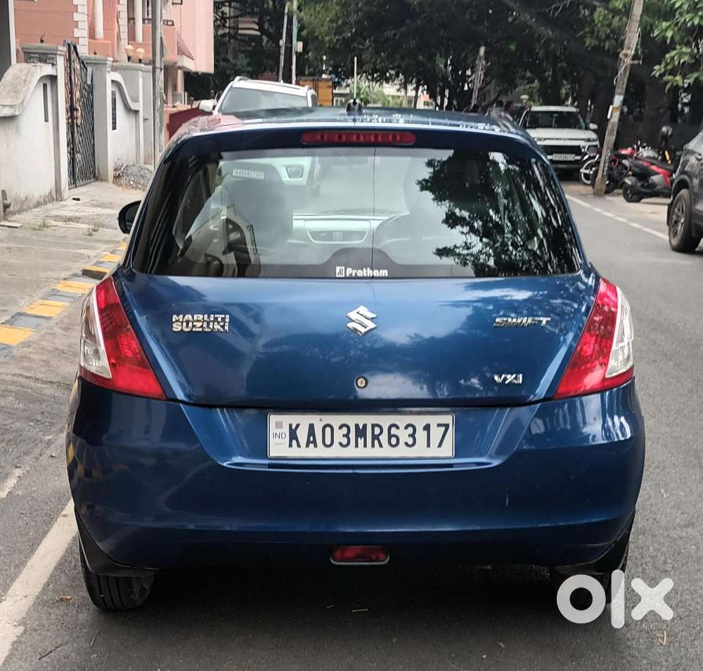 Maruti Suzuki Swift Vxi, 2012, Petrol