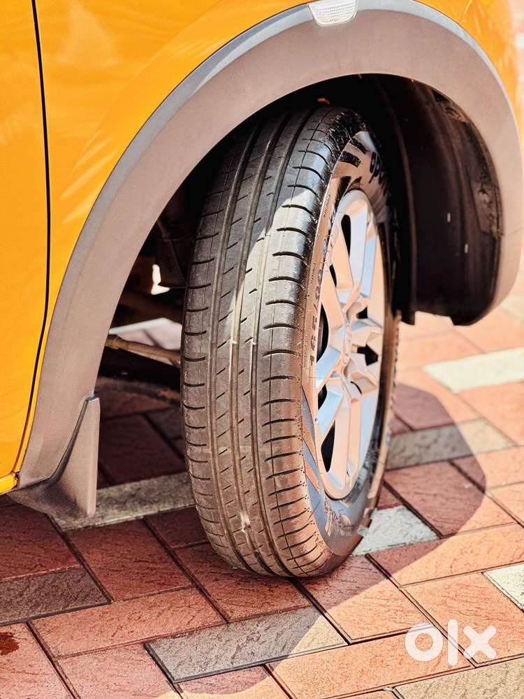 Renault Triber Rxt, 2020, Petrol