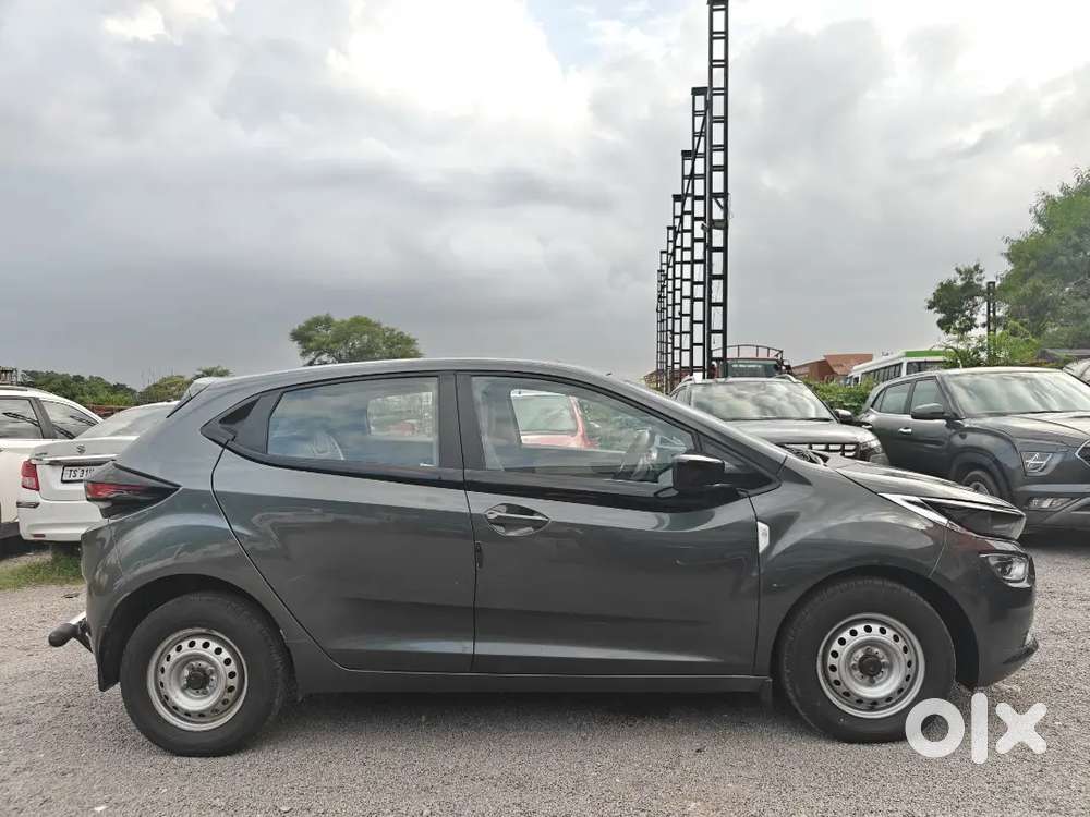 Tata Altroz 1.2 Xe 2022 Manual  Excellent Condition