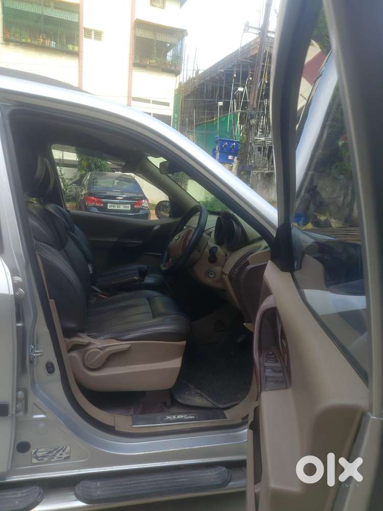 Mahindra Xuv500 W4, 2014, Diesel