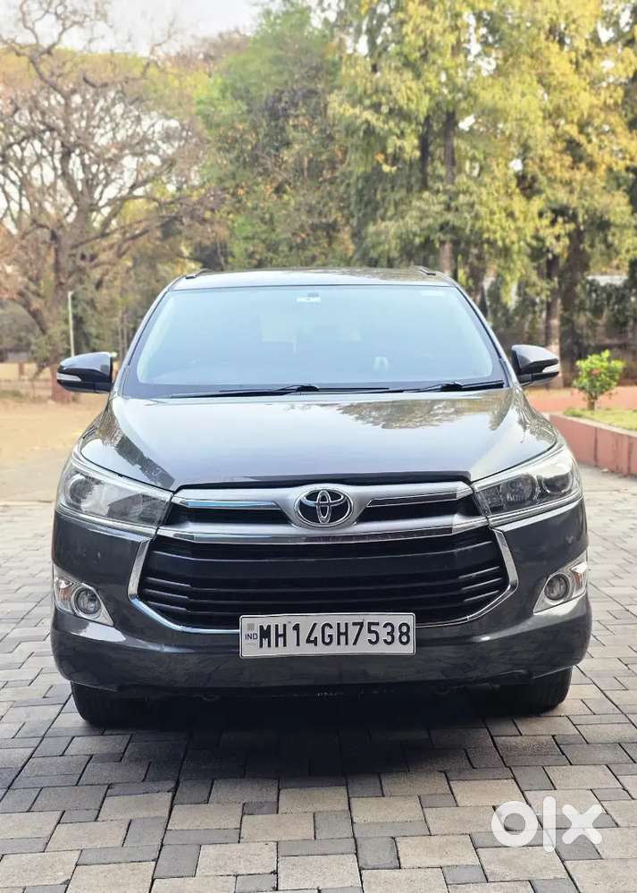Toyota Innova Crysta 2017 Diesel 143000 Km Driven
