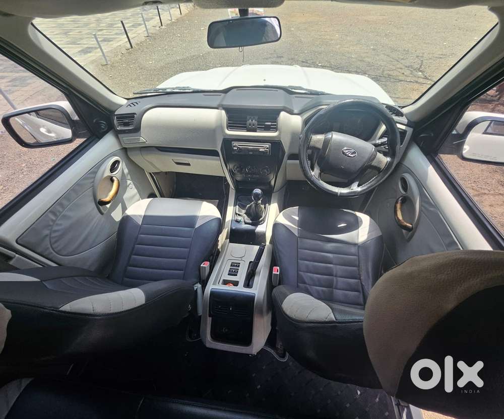 Mahindra Scorpio S4, 2015, Diesel