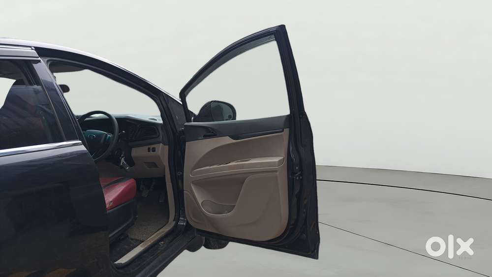 Mahindra Marazzo M2 8str, 2019, Diesel