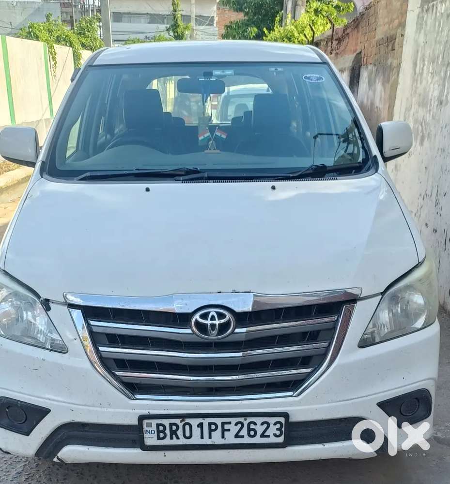 Toyota Innova Hycross 2014 Diesel Variant