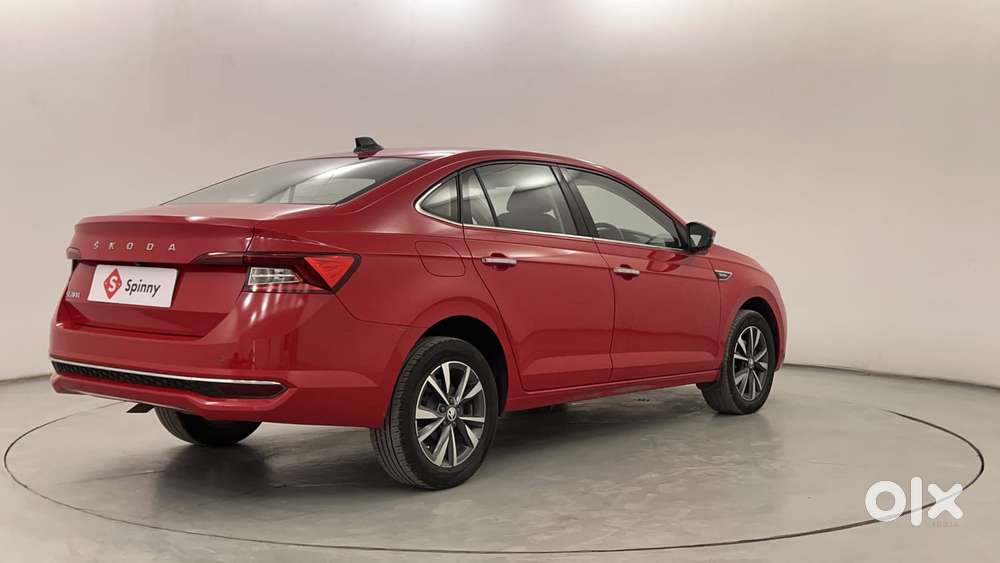 Skoda Slavia Style 1.0l Tsi At, 2024, Petrol