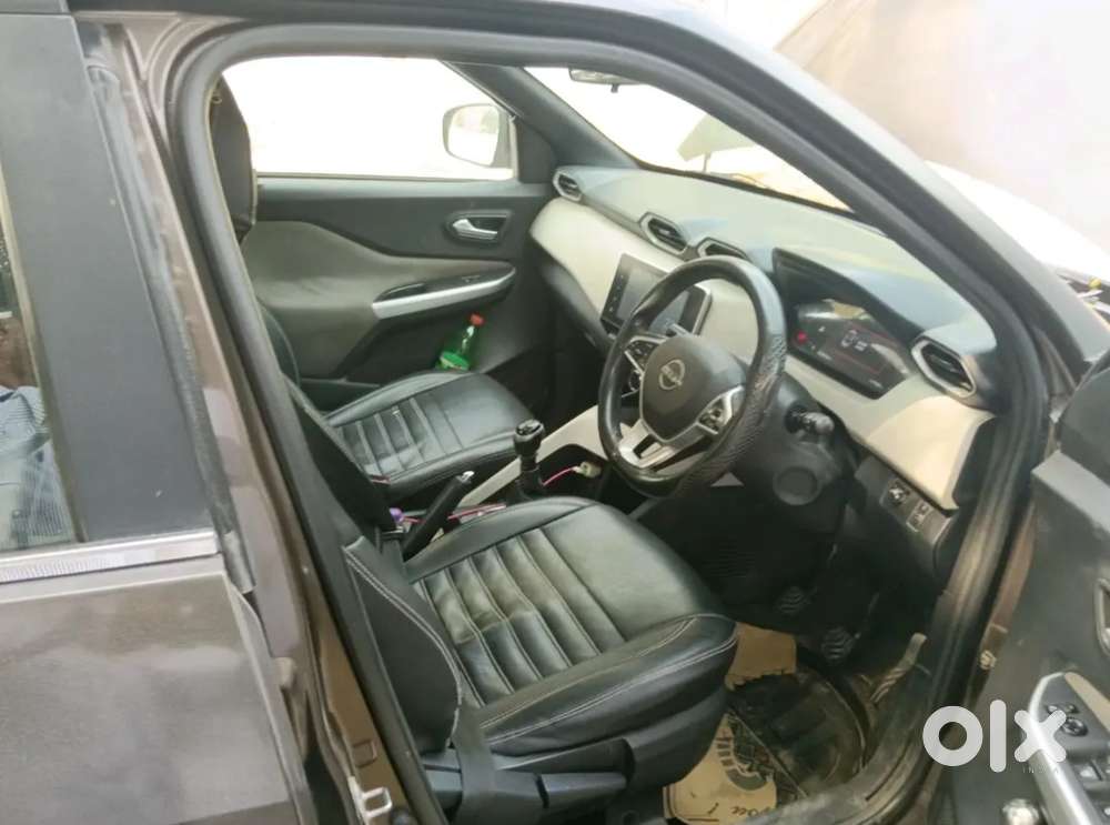 Nissan Magnite 1.0 Xv Premium, 2021, Cng & Hybrids