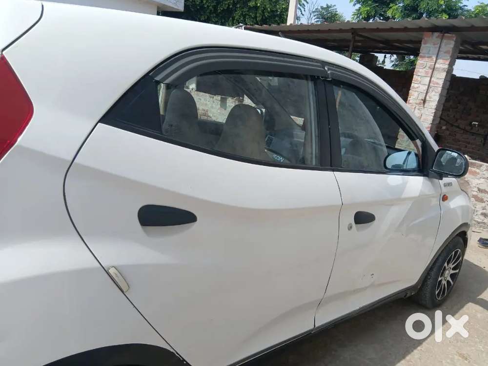 Hyundai Eon 2013 Petrol Well Maintained