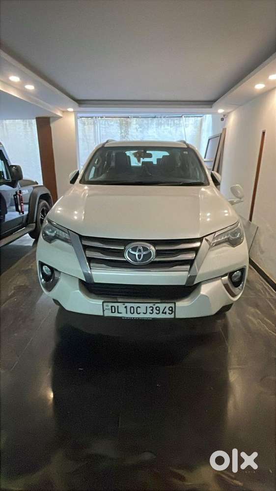 Toyota Fortuner 2017 Diesel 72000 Km Driven