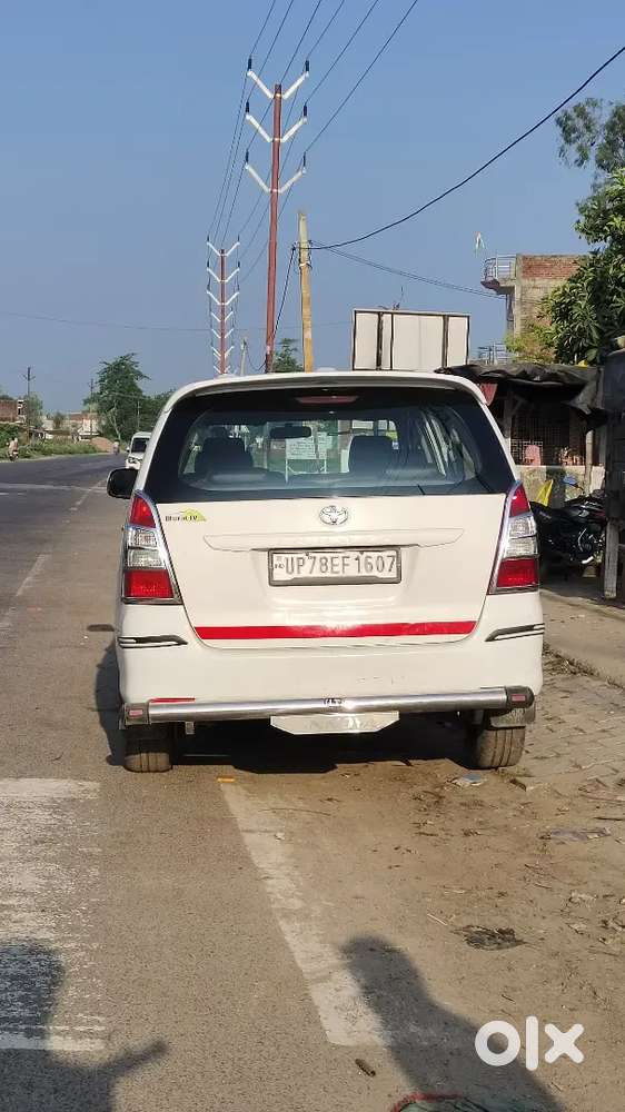 Toyota Innova 2016 Diesel 150000 Km Driven