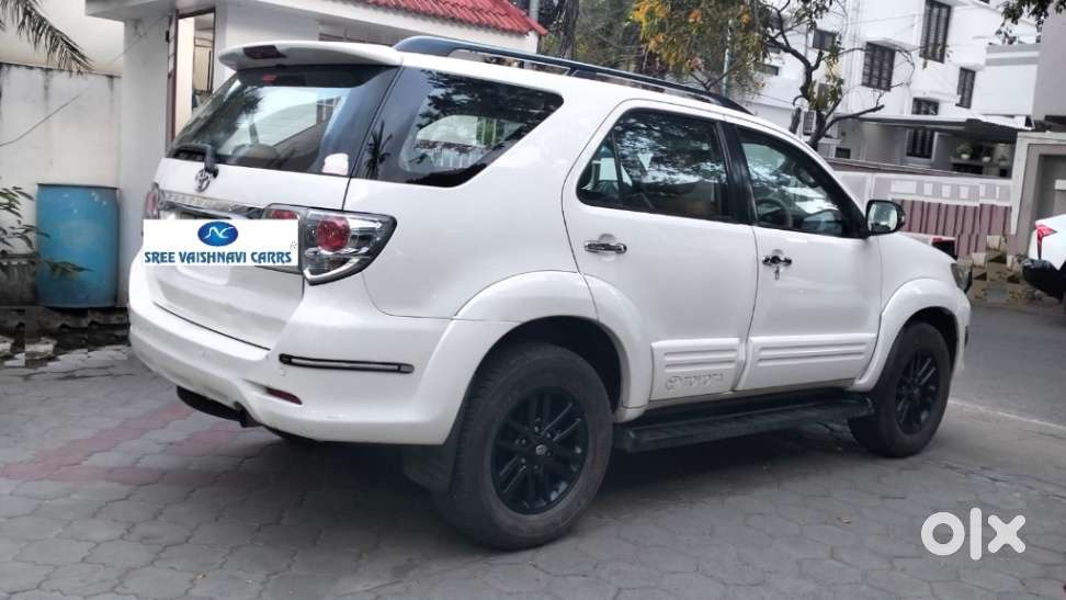 Toyota Fortuner 3.0 4x4 Manual, 2013, Diesel