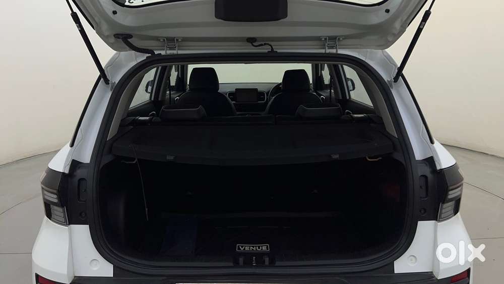 Hyundai Venue 1.0 Sx (o) Turbo Dct, 2023, Petrol