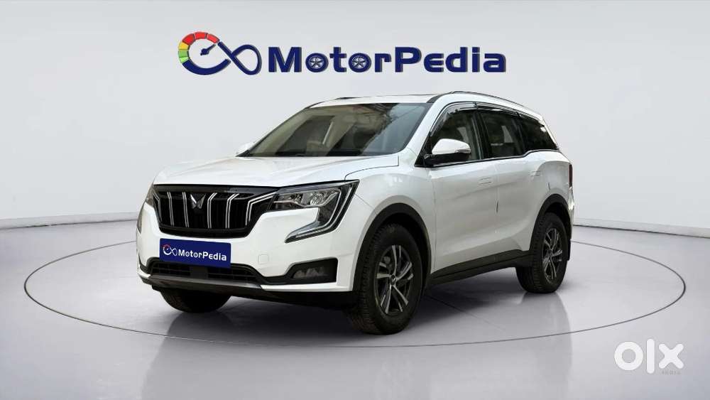 Mahindra Xuv700 Ax 5 Petrol Mt 7 Str (e), 2022, Petrol