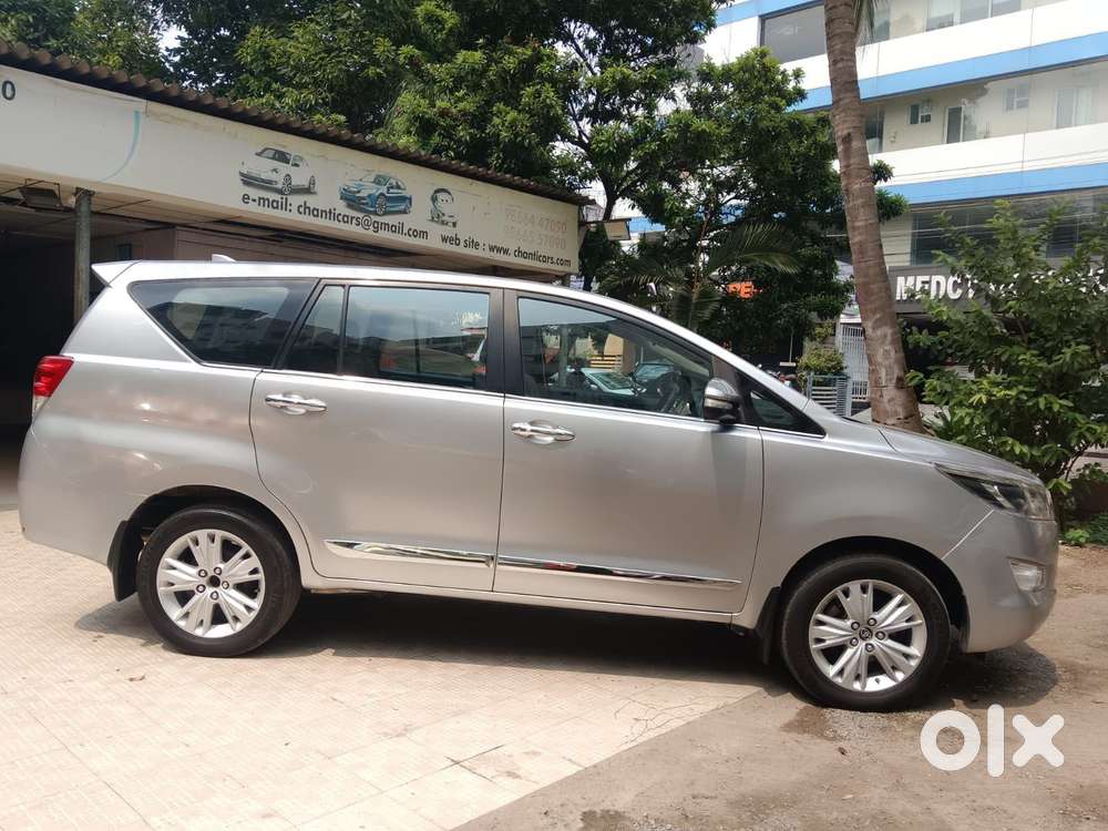 Toyota Innova Crysta 2.4 V 8 Str, 2017, Diesel