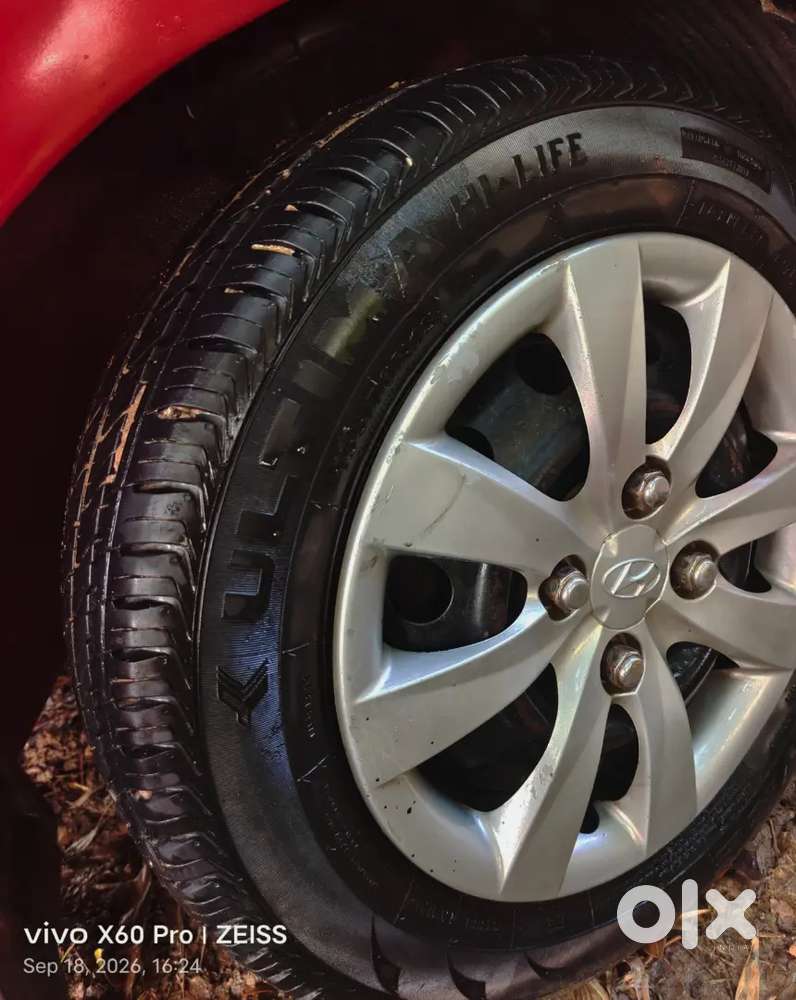 Hyundai Eon Sportz 4t Tyre Brand New