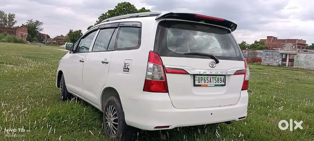 Toyota Innova Petrol Manual 2010 Car
