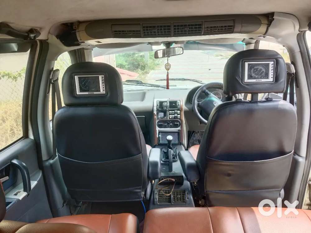 Tata Safari Top Model  Luxury + Power Combo Showroom Room Condition