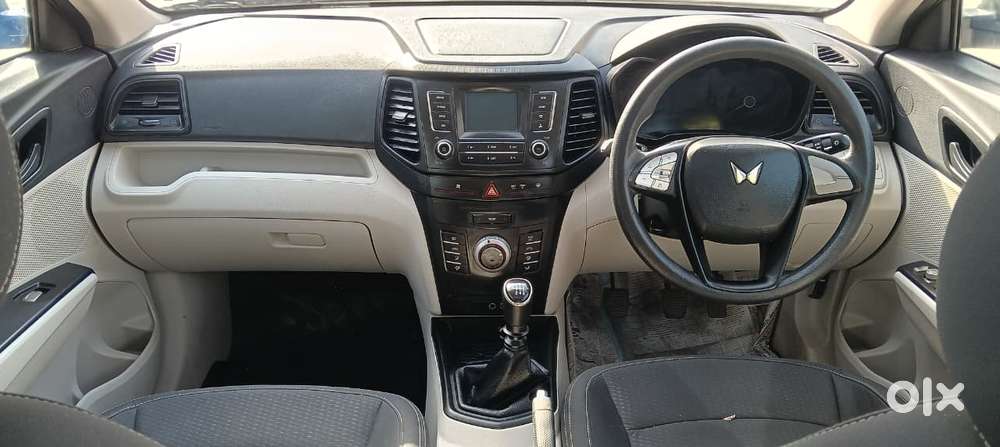 Mahindra Xuv300 1.2 W6 Amt Petrol, 2024, Petrol