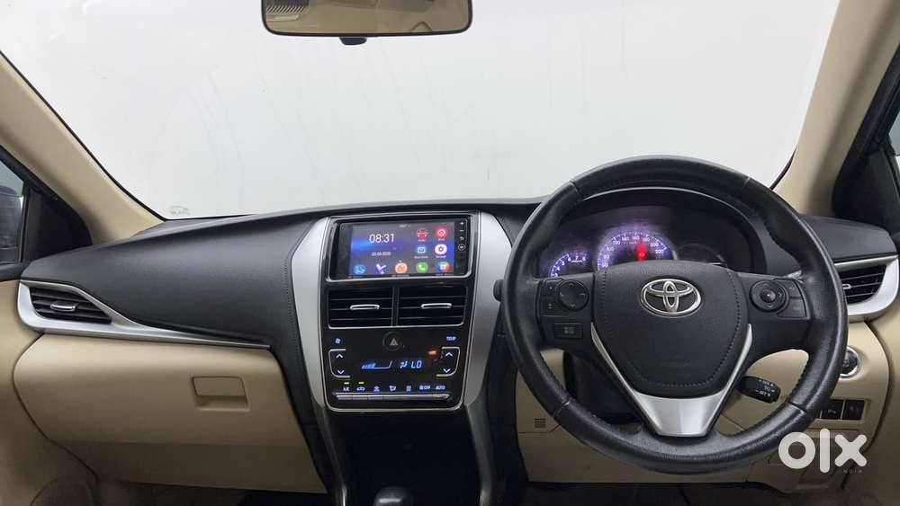 Toyota Yaris Ativ Vx Cvt, 2018, Petrol