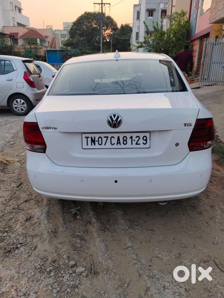 Volkswagen Vento 2010-2013 Petrol Highline, 2015, Petrol