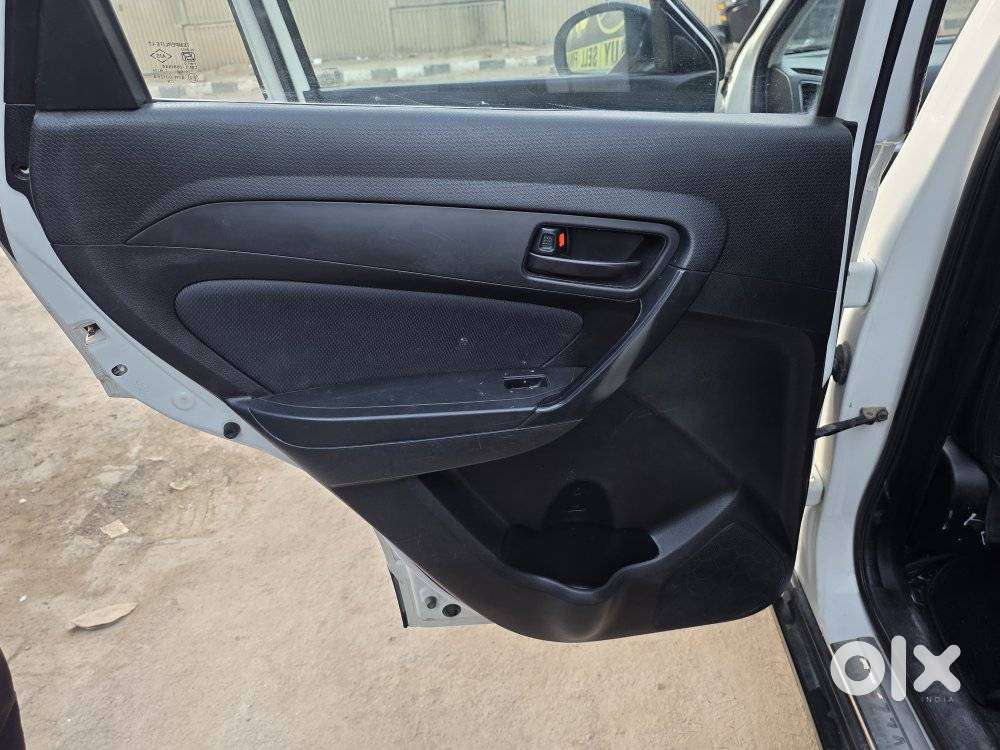 Maruti Suzuki Brezza 1.5 Vxi Cng, 2021, Petrol