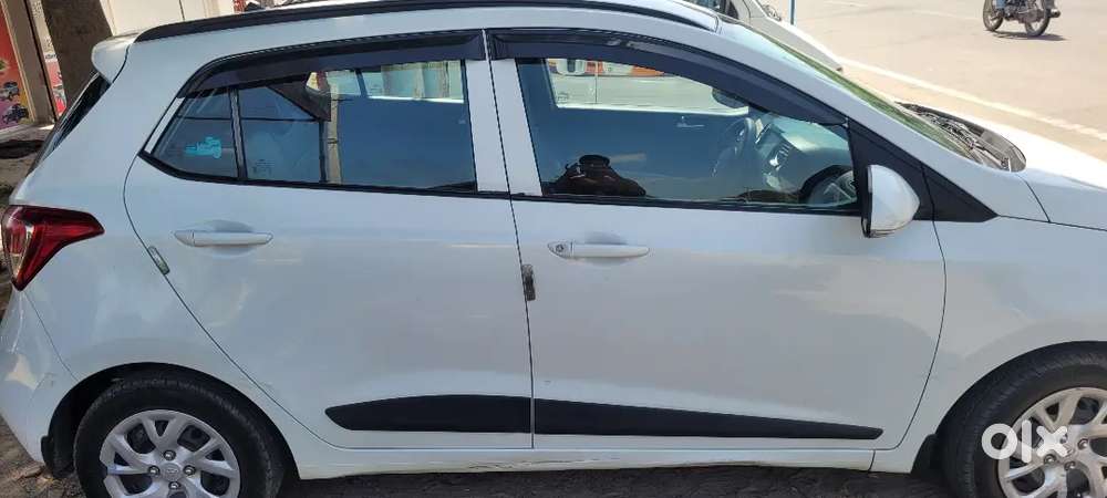 Grand I10 Available In Good Condition