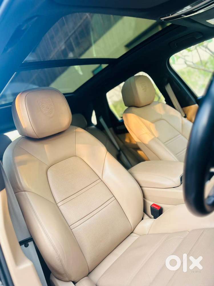 Porsche Cayenne E-hybrid Platinum Edition, 2023, Petrol