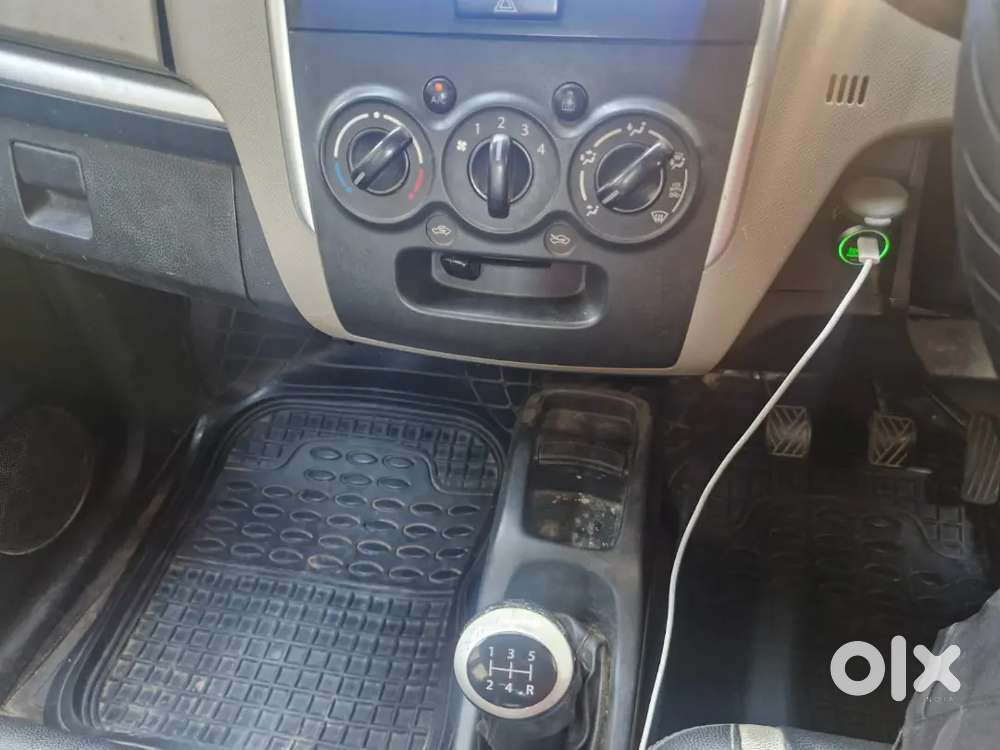 Maruti Suzuki Wagon R Vxi, 2013