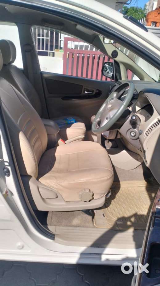 Toyota Innova 2.5 V 7 Str, 2014, Diesel