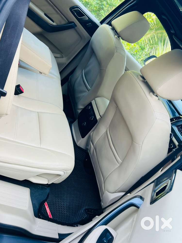 Ford Endeavour 2017 Year