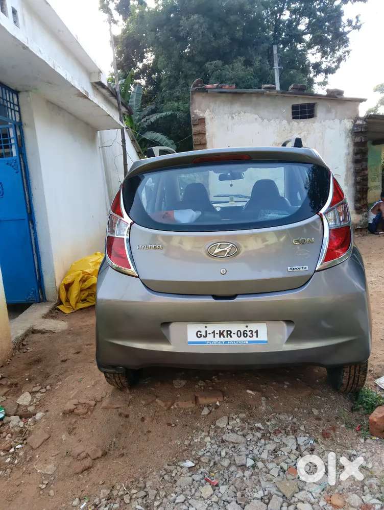 Hyundai Eon Sportz 2012