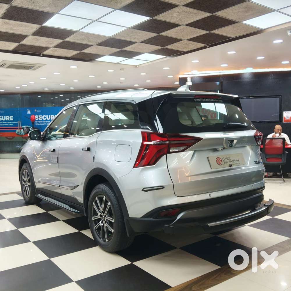 Mahindra XUV700 2.0 AX 7 Petrol AT Luxury Pack Str, 2023, Petrol
