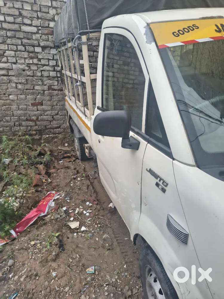 Mahindra Jeeto Loud Carrier