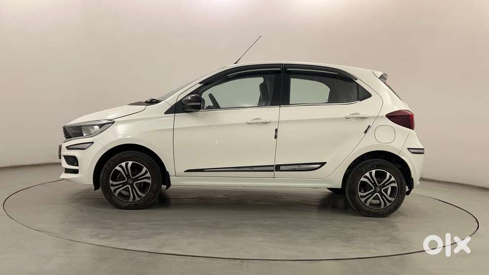 Tata Tiago 1.2 Revotron Xt Cng, 2023, Cng & Hybrids
