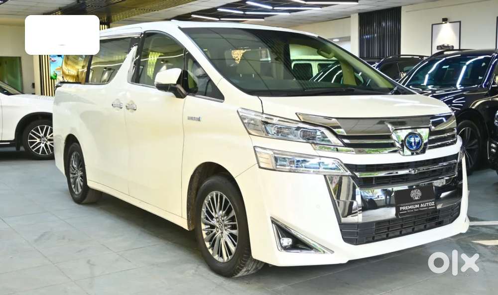 Toyota Vellfire, 2023, Petrol