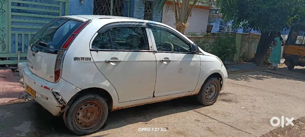 Tata Indica Vista Quadrajet 2014 Life Tax