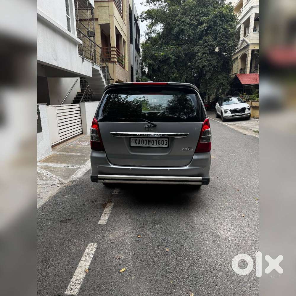 Toyota Innova Diesel 2012