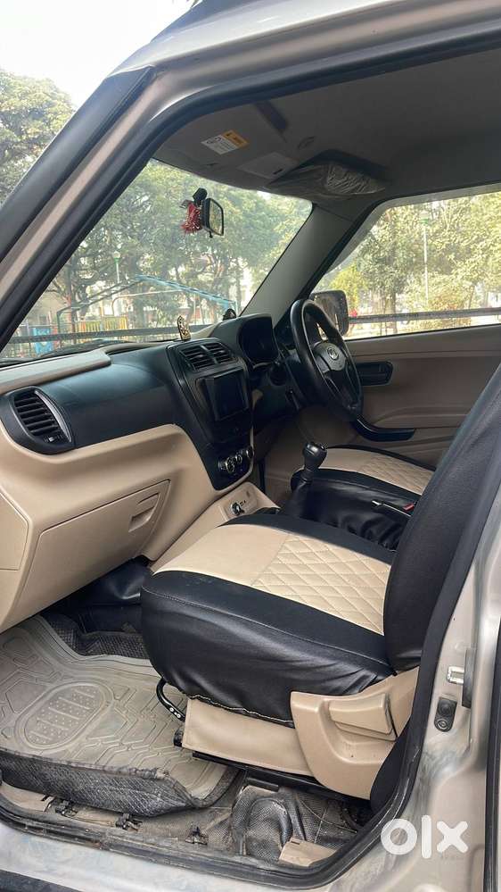 Mahindra Tuv 300 2016