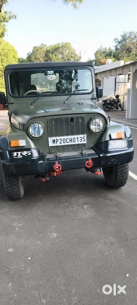 Mahindra Jeep With 5 Extra Tyre, Rear Two Extra Seat And Rear Roof