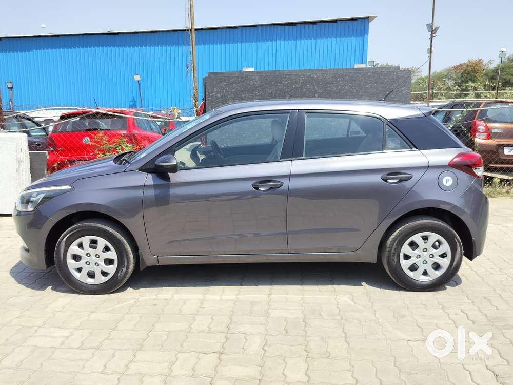 Hyundai I20 Sportz 1.2 Bs-iv, 2017, Petrol