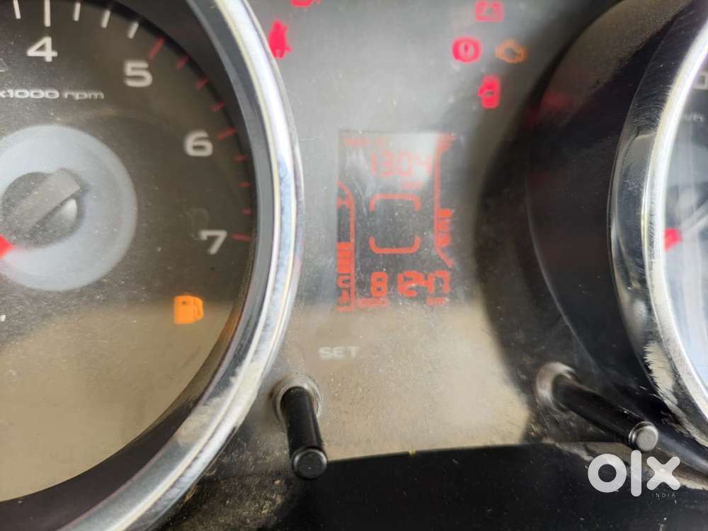 Mahindra Tuv 300 T10 Opt, 2018, Diesel