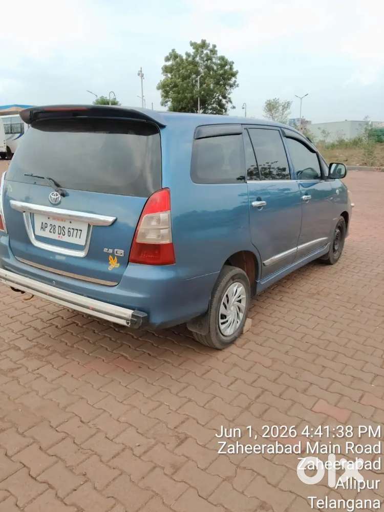 Toyota Innova 2013 Diesel 300000 Km Driven