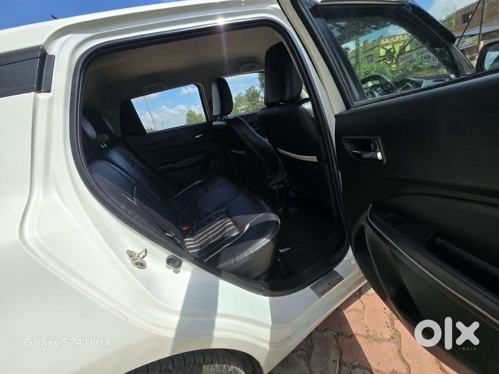 Maruti Suzuki Swift Petrol Manual 2023