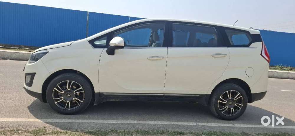 Mahindra Marazzo M8 8str, 2020, Diesel