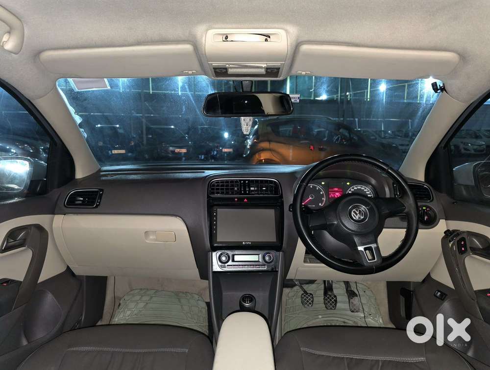 Volkswagen Vento, 2011, Petrol