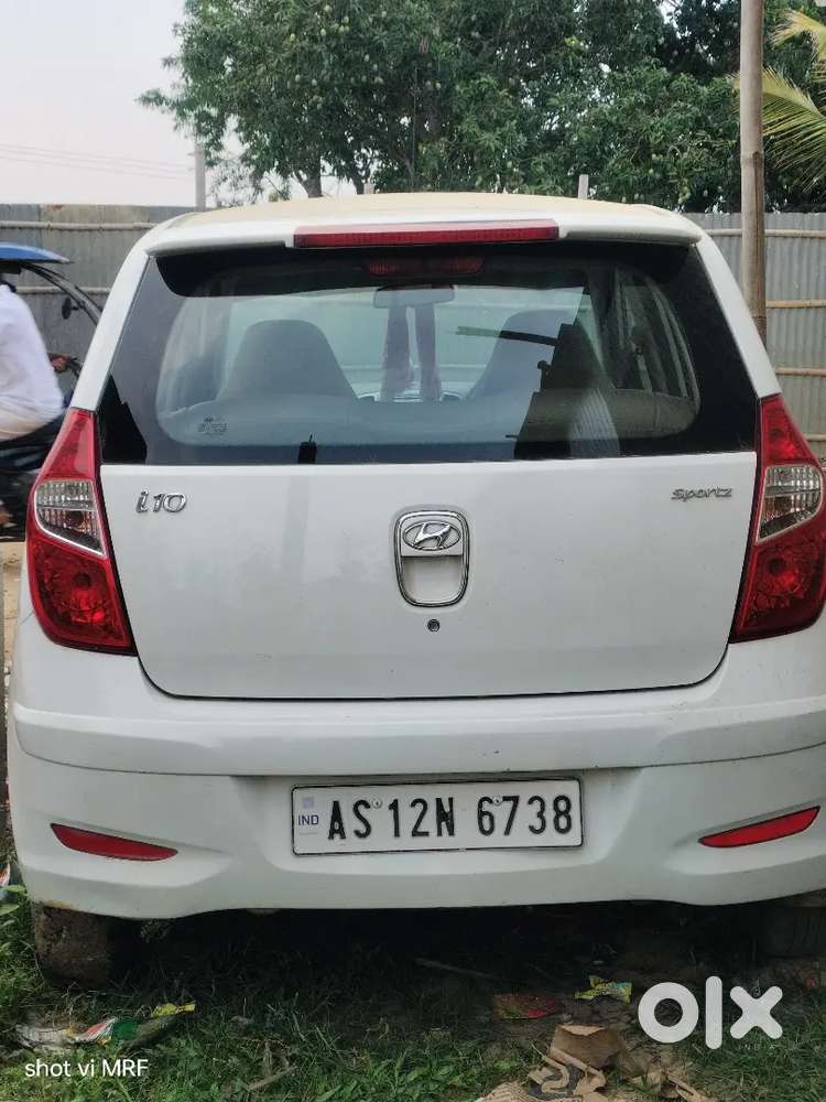 Hyundai Grand I10 2015 Last Model...petrol 76000 Km Driven..1st Owner