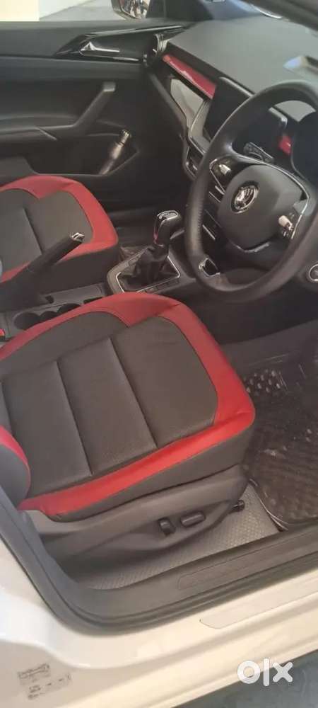Skoda Slavia 2025 Petrol 5000 Km Driven Company Service