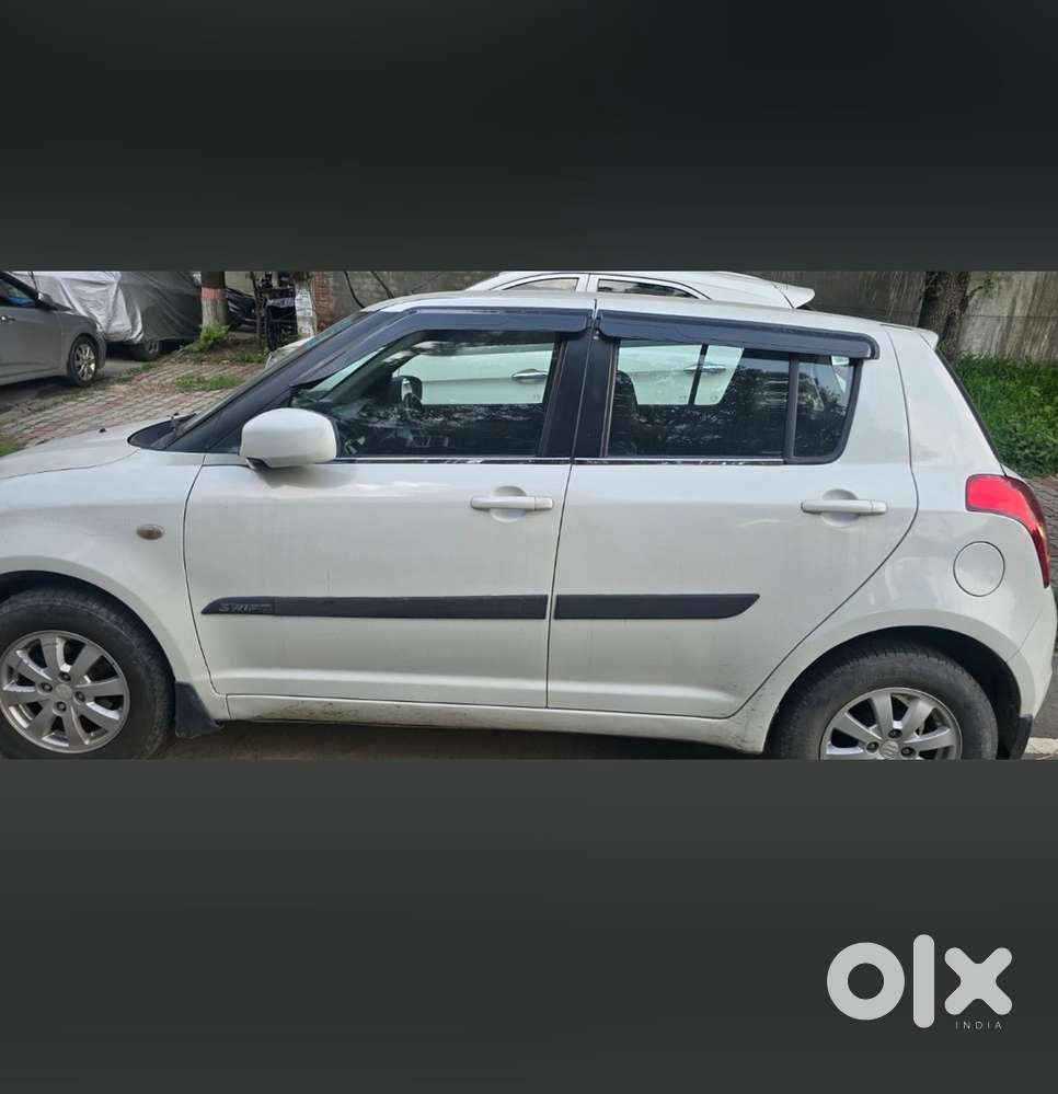Swift Petrol Manual 2011