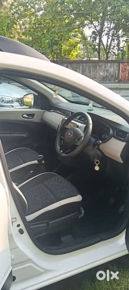 Rental Or Sale Nissan Gravite Acenta 7 Seater 2026 Manual Petrol