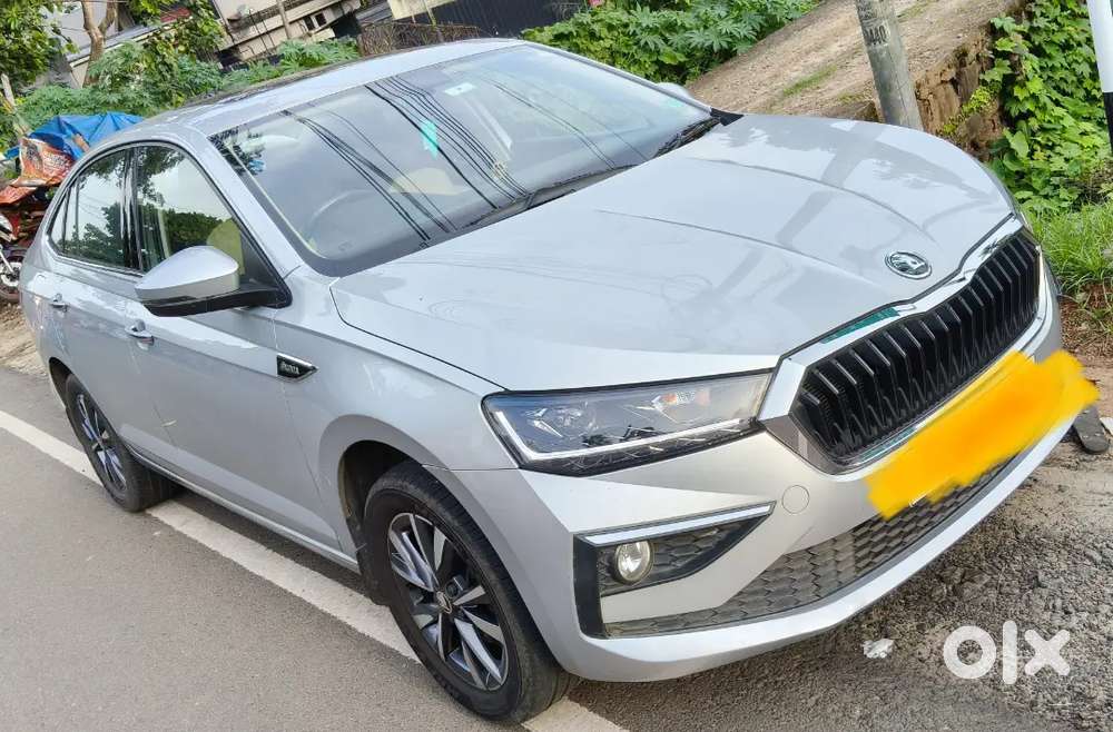 Skoda Slavia 2023 Petrol Well Maintained, Under Company Warranty