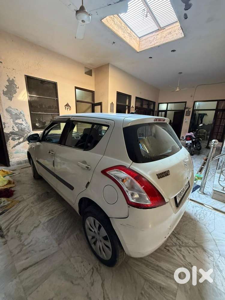 Maruti Suzuki Swift 2015 Diesel 92000 Km Driven